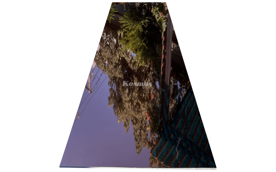 Màu trà của tấm ốp than tre PET tráng gương TT-813 